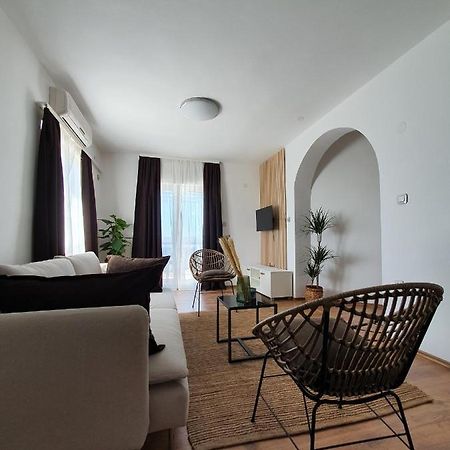 Apartmani Masline Jasenice  Buitenkant foto
