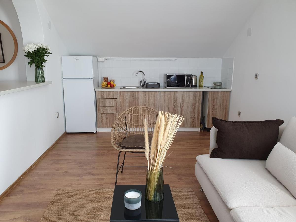 Apartmani Masline Jasenice  Buitenkant foto