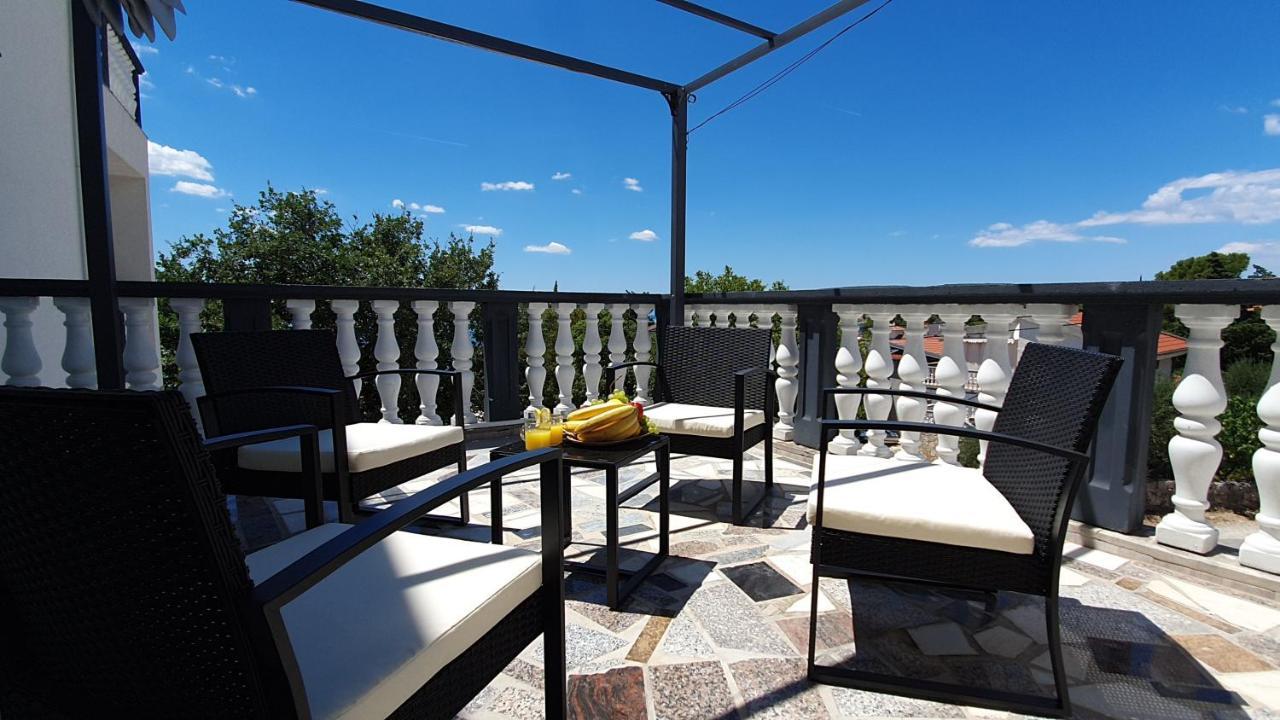 Apartmani Masline Jasenice  Buitenkant foto